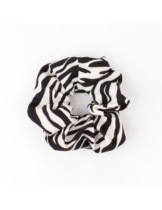 Scrunchie Line Print Scrunchie Line Print