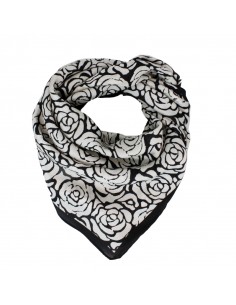 Pañuelo Rose Black (70x70) Pañuelo Rose Black (70x70)
